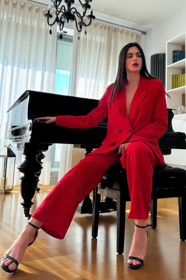 Σετ κοστούμι κόκκινο!